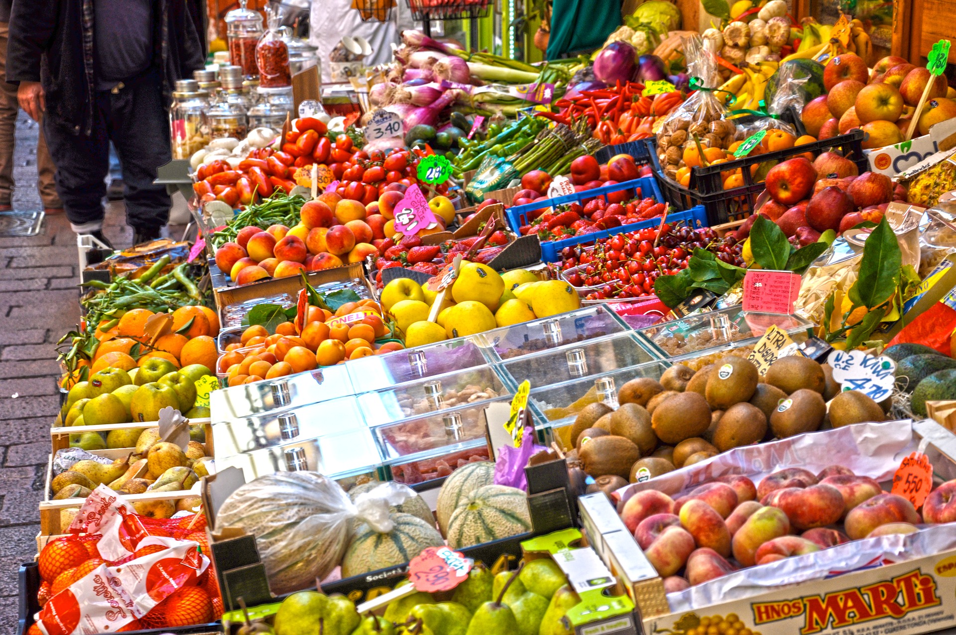https://pixabay.com/de/markt-verkaufen-stall-einzelhandel-3272368/